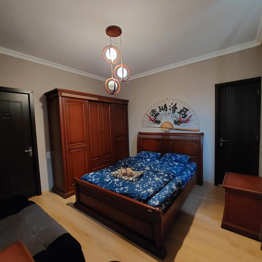 Guesthouse Different Tiflis Dış mekan fotoğraf
