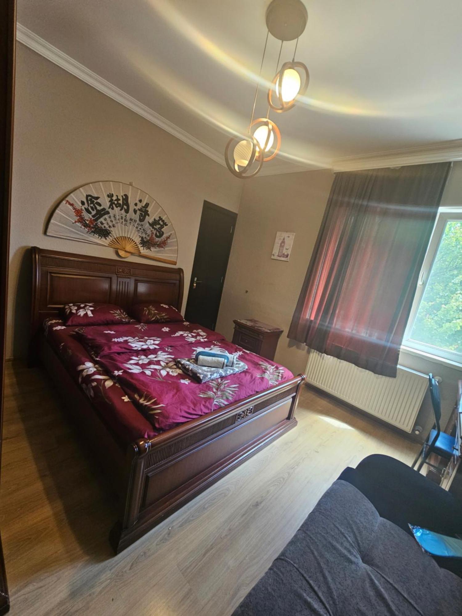 Guesthouse Different Tiflis Dış mekan fotoğraf