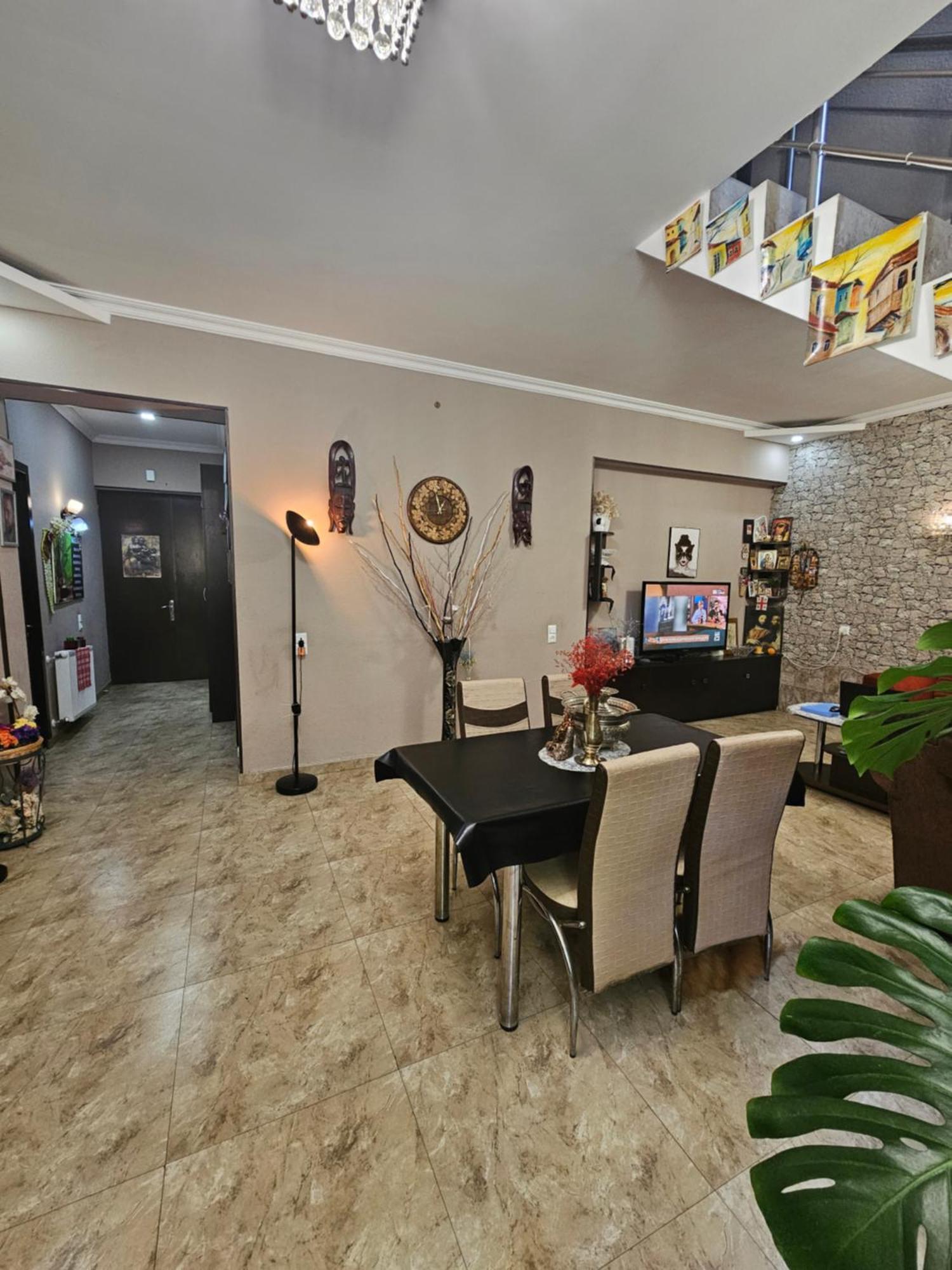 Guesthouse Different Tiflis Dış mekan fotoğraf