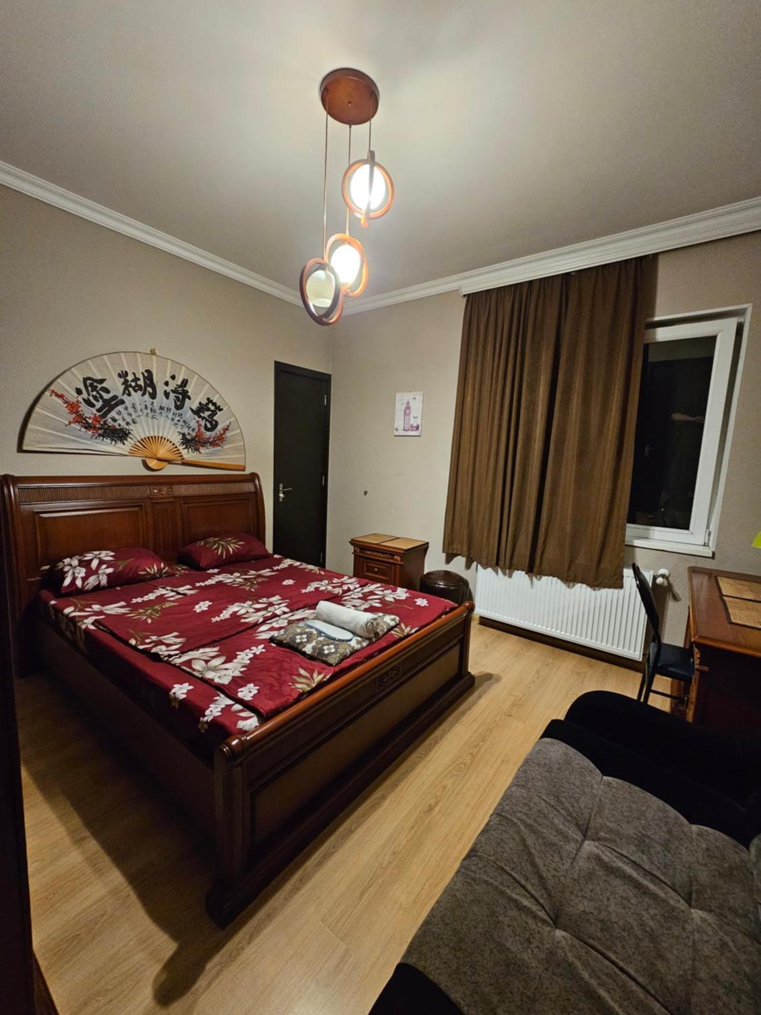Guesthouse Different Tiflis Dış mekan fotoğraf